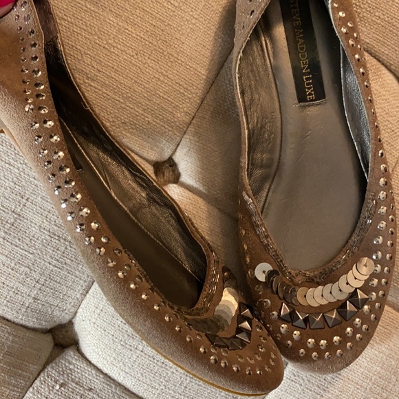 Steve Madden studded flats - Picture 2 of 4